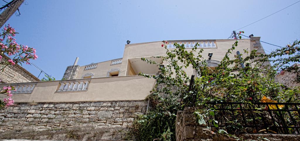Erontas Villa Aryiroúpolis Buitenkant foto